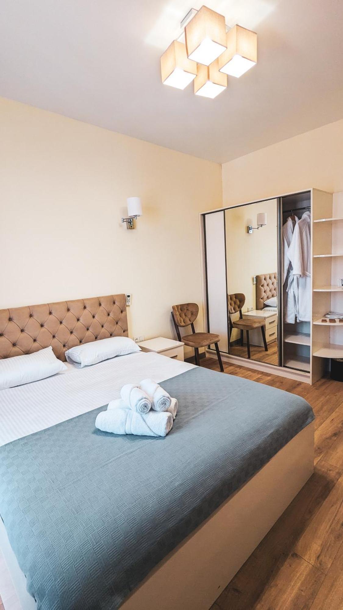 Gg Aparthotel Батуми Екстериор снимка