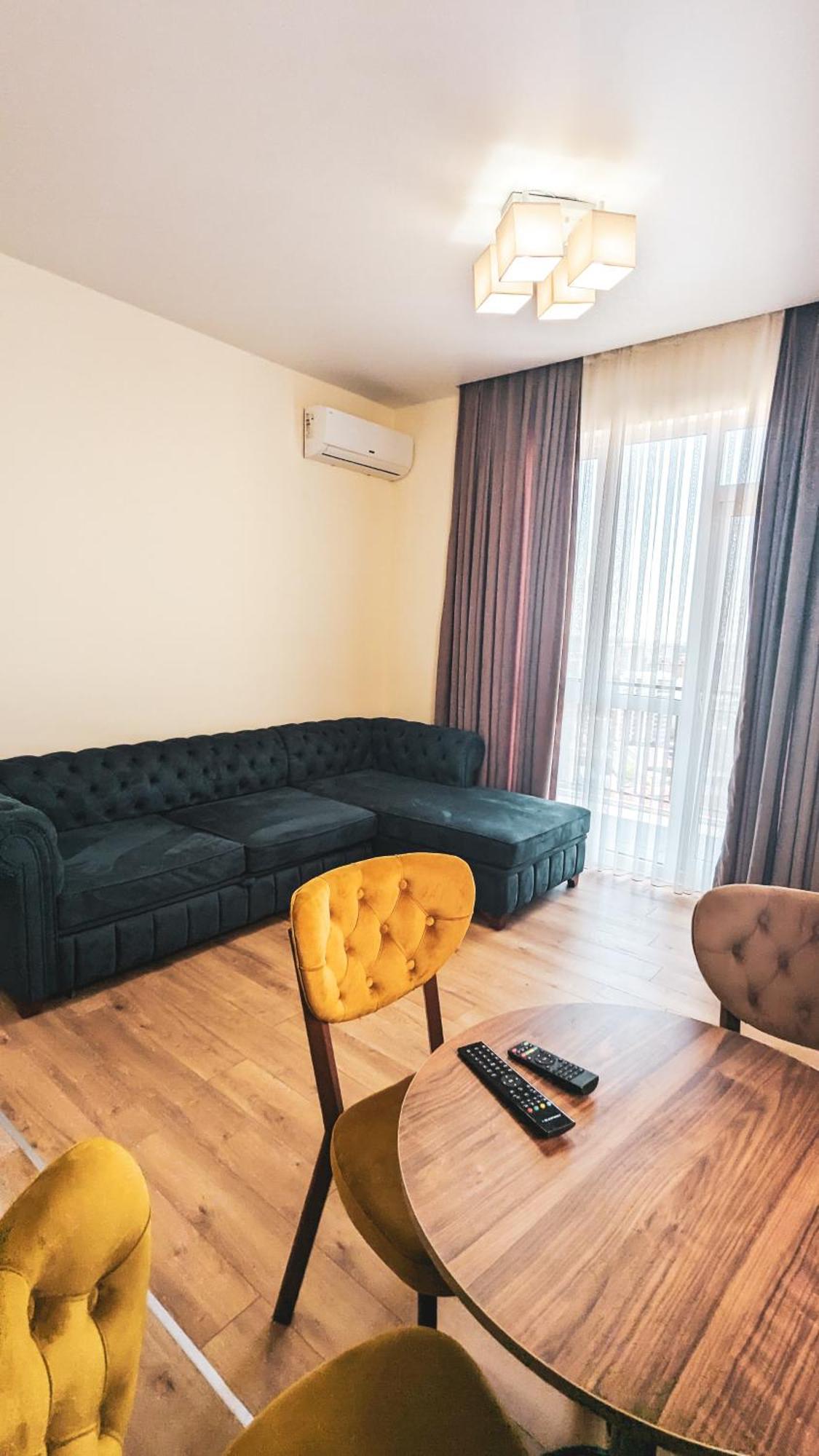 Gg Aparthotel Батуми Екстериор снимка