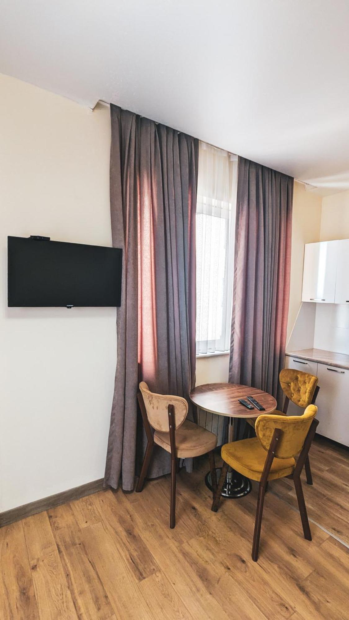 Gg Aparthotel Батуми Екстериор снимка